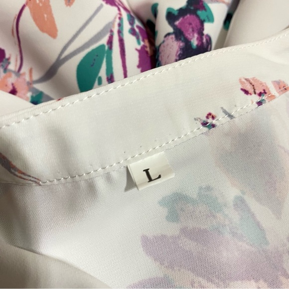 Floral Print Batwing Sleeve Popover Blouse - Picture 3 of 4